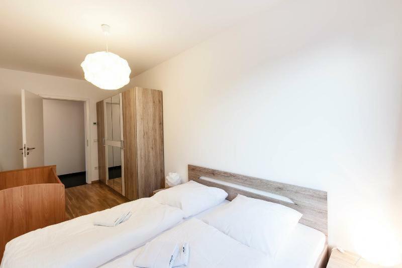 Ferienwohnung Niederschoenhausen Berlino Esterno foto